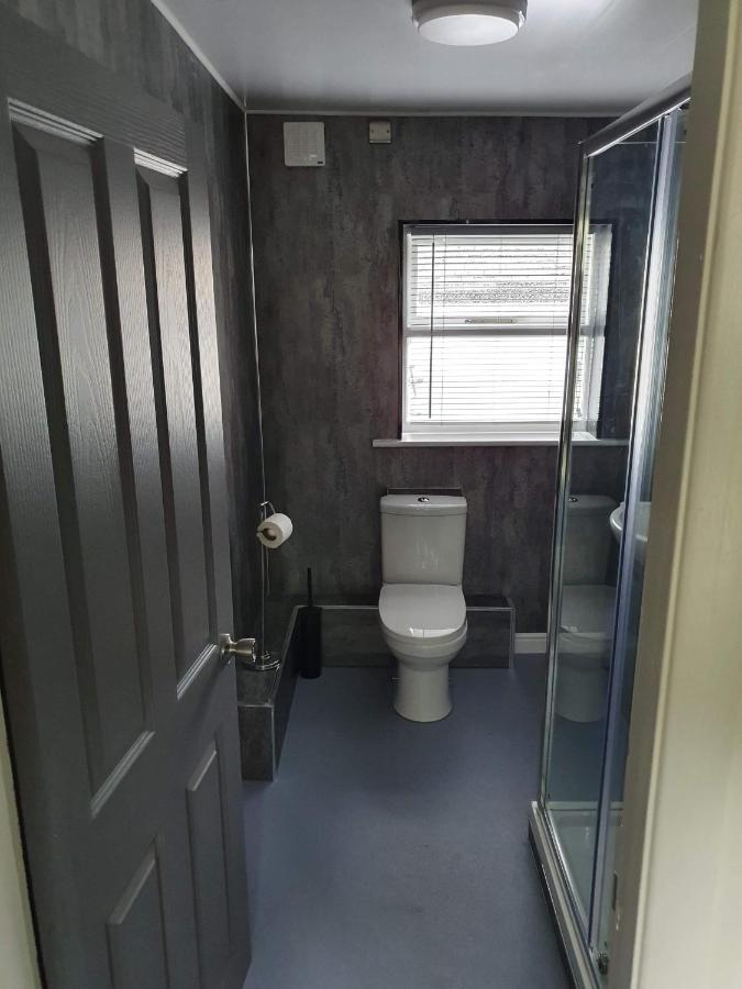 Red Lion Rooms - Self Check In Dalton in Furness Exterior photo