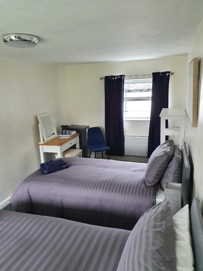 Red Lion Rooms - Self Check In Dalton in Furness Exterior photo
